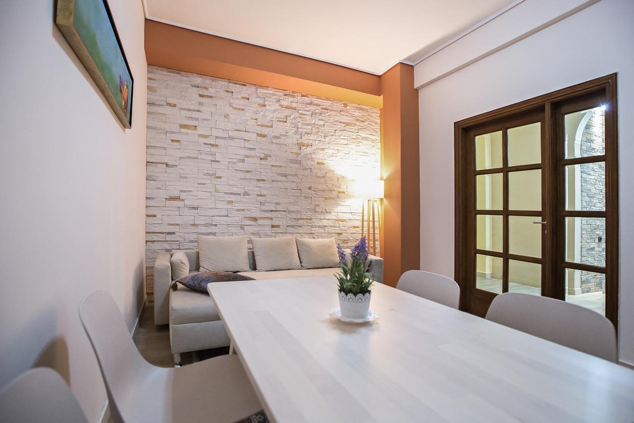 Paradise Apartment In Peiraiki ピレウス エクステリア 写真