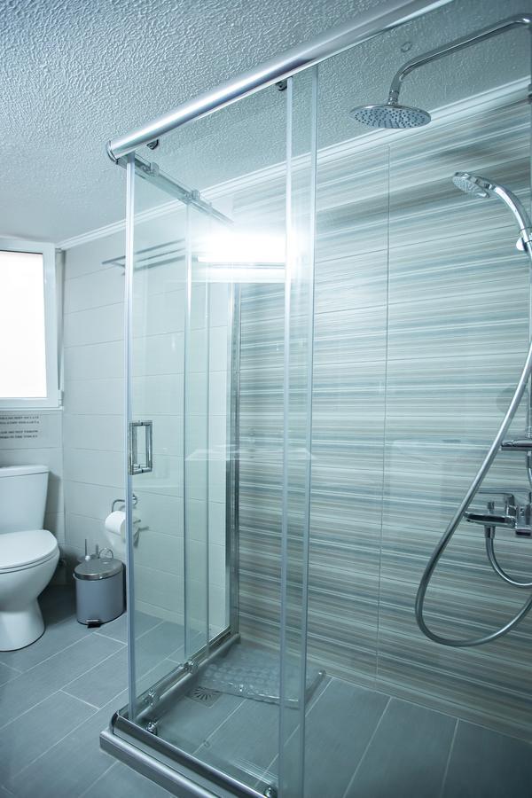 Paradise Apartment In Peiraiki ピレウス エクステリア 写真