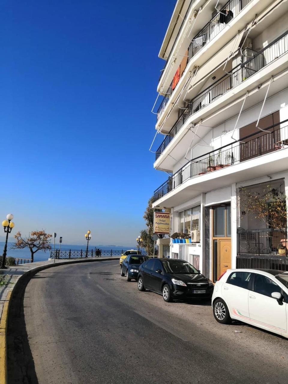 Paradise Apartment In Peiraiki ピレウス エクステリア 写真